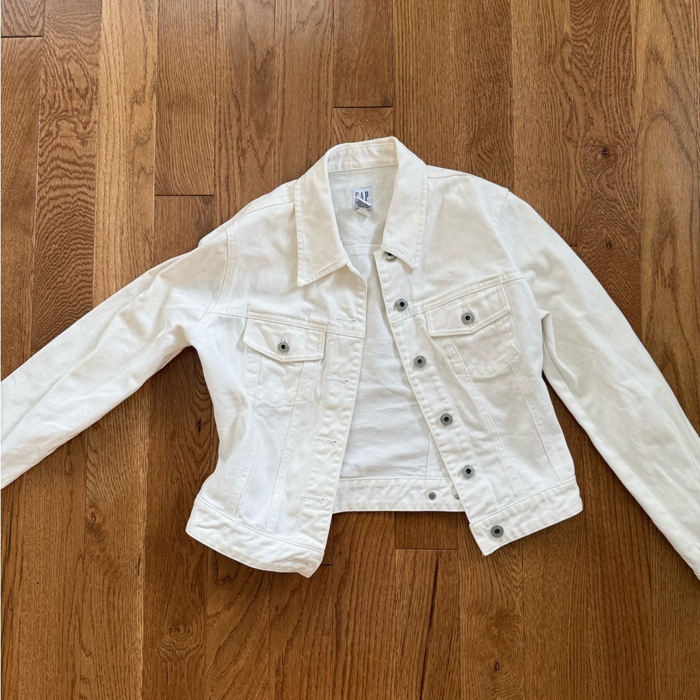 GAP White Denim Jean Jacket Classic Style